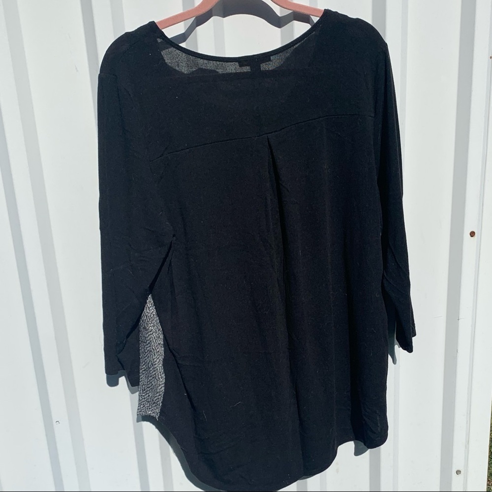 Dress Barn Top - Picture 3 of 3